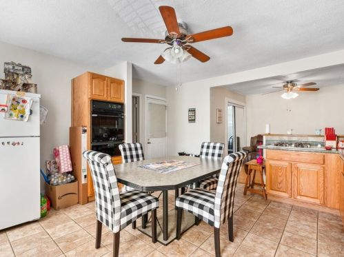 4 Lewis St, Woonsocket RI 02895-1905 exterior