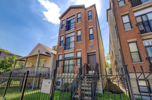 953 51st St, Chicago, IL 60609-5124