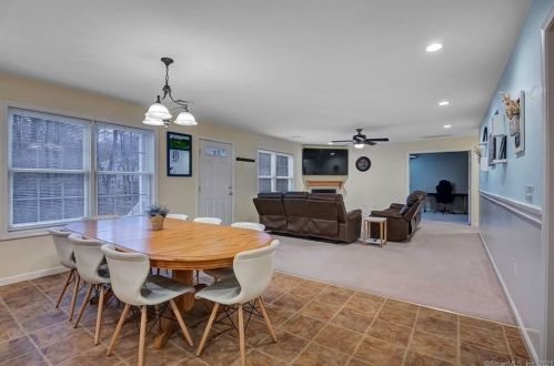 239 Mack Rd, Exeter CT 06249-1720 exterior