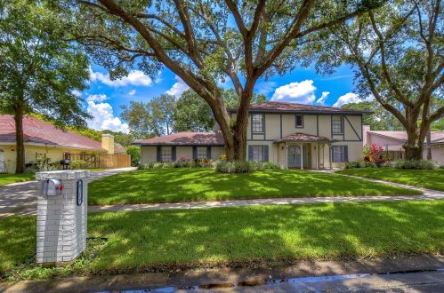 4219 Cartnal Ave, Tampa FL  33618-8600 exterior