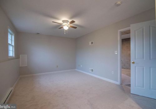 325 Columbus Ave, Littlestown PA 17340-1533 exterior