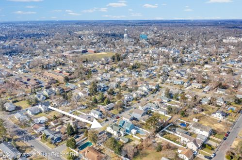 907 Ellison Ave, Point Pleasant Beach NJ 08742-2934 exterior