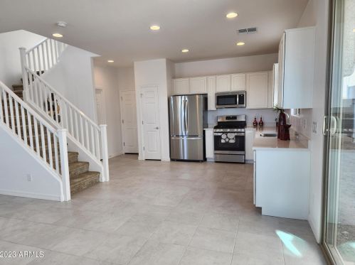 4222 58th Dr, Phoenix AZ  85043-1806 exterior