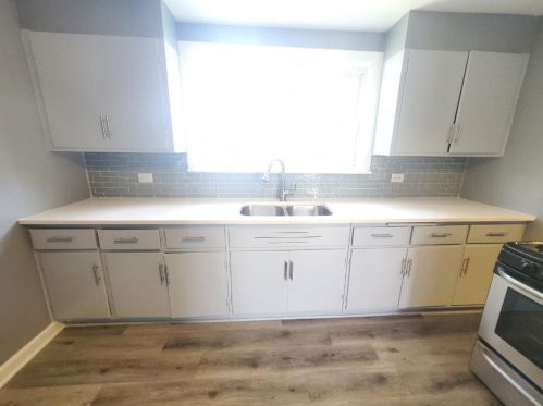 1900 59 Ave, Chicago IL 60804-2123 exterior