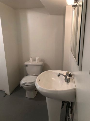 7520 Addison St, Chicago IL 60634-3335 exterior