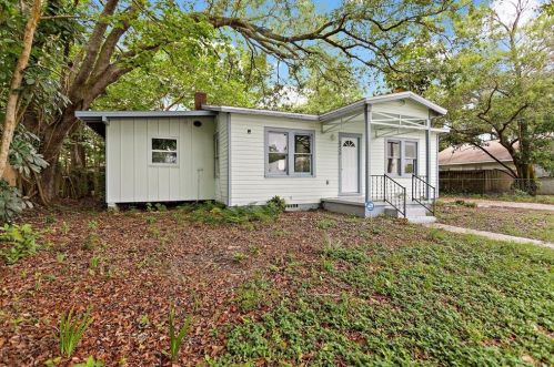 8210 19th St, Tampa FL  33604-3510 exterior