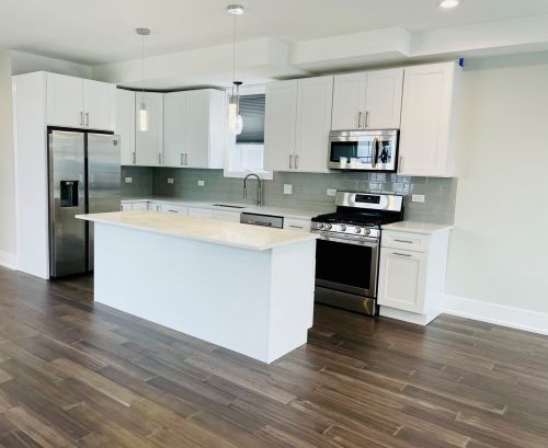 837 18 Ave, Broadview IL 60155-3931 exterior