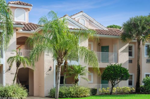 9963 Perfect Dr, Fort Pierce, FL 34986-3034