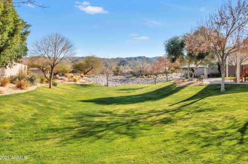 1605 Beautiful Ln, Phoenix AZ 85041-7622 exterior