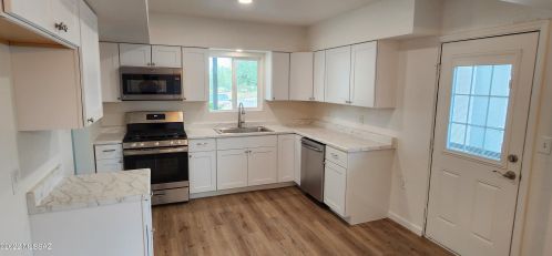 838 Mitchell Dr, Tucson, AZ 85719-2942