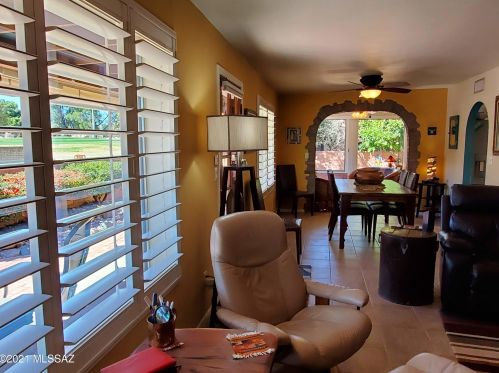 1086 Paseo Iris, Green Valley AZ 85614-3644 exterior