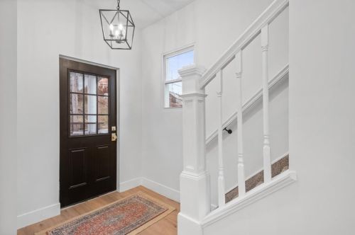 135 Bascom Ave, Pittsburgh PA  15214-1505 exterior