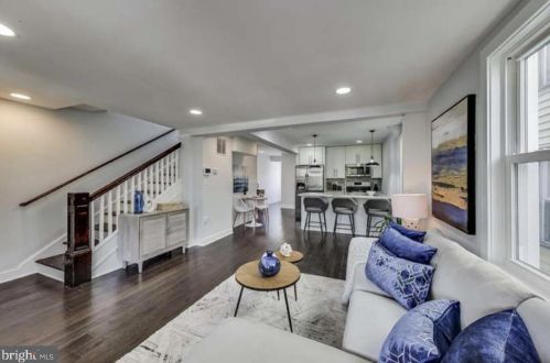 1517 25th St, Washington DC  20020-5307 exterior