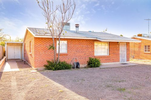 937 Chrysler Dr, Tucson, AZ 85716-4313