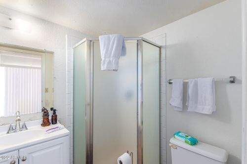 15601 30th St, Phoenix AZ 85032-3742 exterior