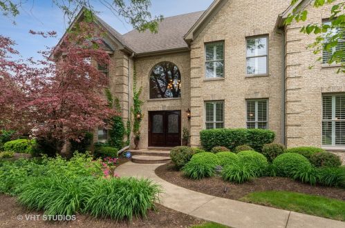 3637 Tamarack Cir, Bull Valley, IL 60012-2137