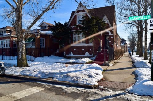 6059 Campbell Ave, Chicago, IL 60659-4106