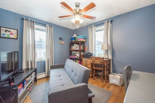 2 Ontario St, Worcester MA 01606-1873 exterior