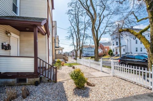 71 Albany Ave, New Britain CT 06053-3586 exterior