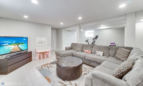 9553 Hoyne Ave, Chicago IL 60643-3320 exterior