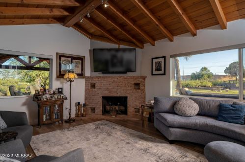 8305 Pima St, Tucson AZ  85715-5219 exterior