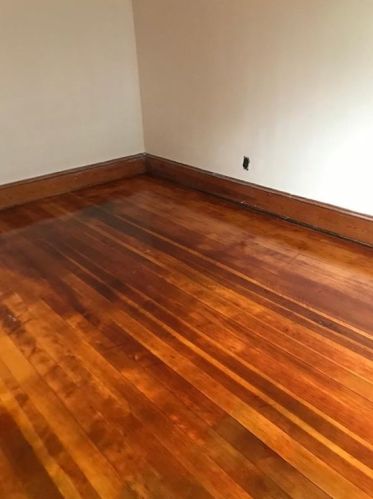 538 Willow St, Woonsocket RI 02895-5448 exterior