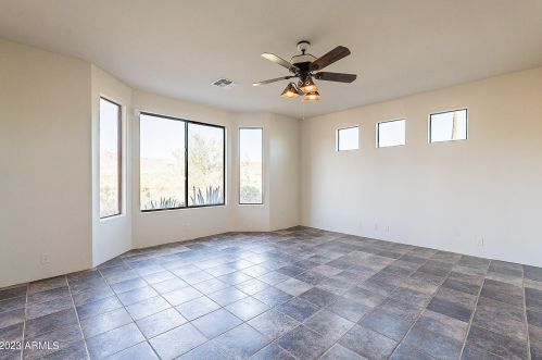 48909 3rd Ave, Phoenix AZ 85027-4700 exterior