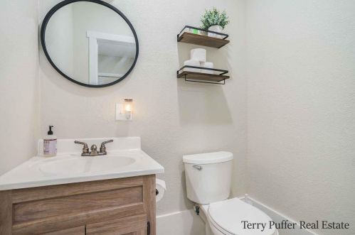 3965 Holton Rd, Meskegon MI  49445-8535 exterior