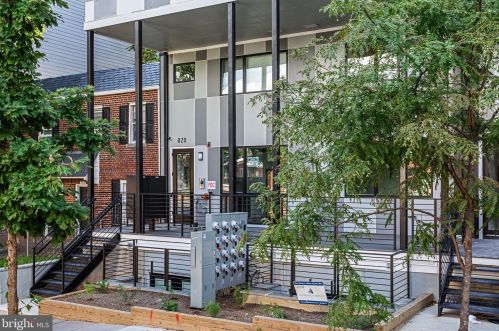 820 18th St, Washington DC 20002-6902 exterior