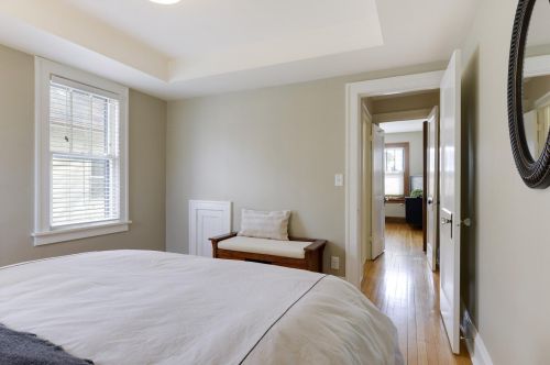 1815 Juliet Ave, Saint Paul MN 55105-2124 exterior