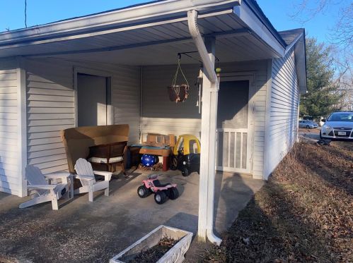 4849 Woodland Dr, Spring Bluff, MO 63080-2819