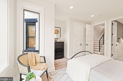 1905 4th St, Washington DC  20001-2305 exterior