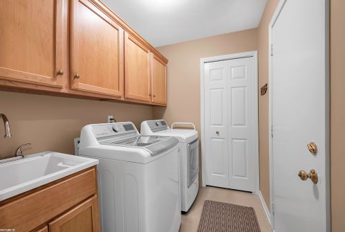 17437 Westgrove Dr, Macomb Township MI 48042-3534 exterior