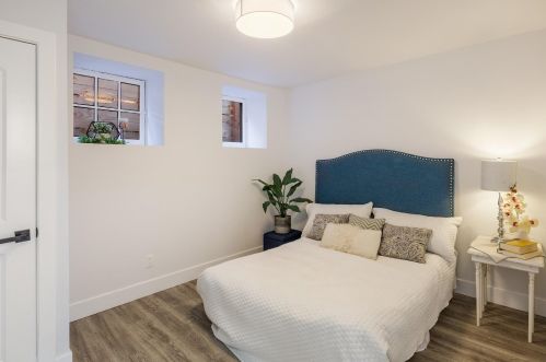 2437 Acton St, Berkeley CA 94702-1914 exterior