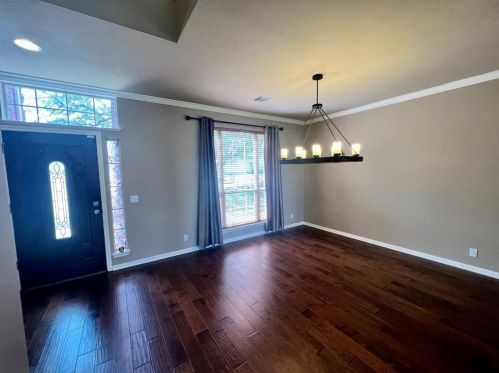 11548 Emerald Falls Dr, Austin TX  78738-5325 exterior