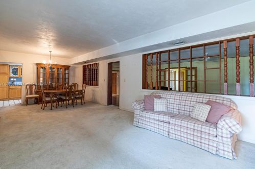 27 18th St, Homestead, FL 33030-3214