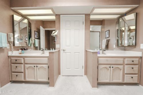 26209 Cloverland Dr, Chandler AZ 85248-9221 exterior