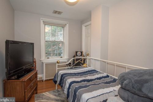 365 Atkins Ave, Lancaster PA 17603-4910 exterior