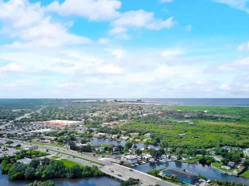 9115 Tudor Dr, Tampa FL 33615-3708 exterior