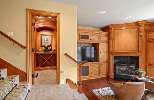 6069 Aldea Dr, Folsom CA 95762-7717 exterior