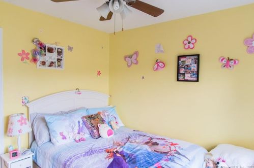 639 Old Colony Rd, Meriden CT 06451-6301 exterior