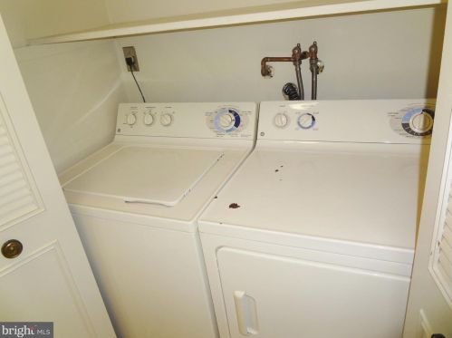 3386 Chiswick Ct, Silver Spring MD  20906-1649 exterior