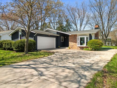 6175 122nd St, Milwaukee WI  53225-1005 exterior