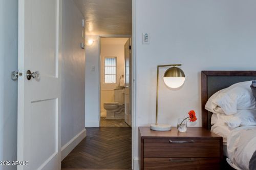 2608 10 St, Phoenix AZ 85085-7781 exterior