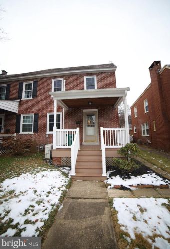 1180 Maple Ave, Lancaster PA 17603-4848 exterior