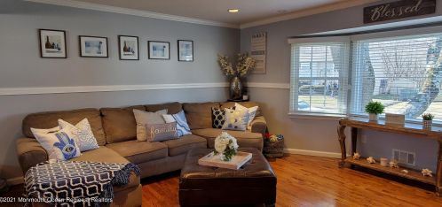 29 Dumas Rd, Old Bridge, NJ 08857-1680