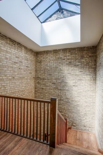 6164 Winthrop Ave, Chicago, IL 60660-2629