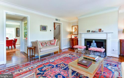 113 Cameron Mews, Alexandria VA  22314-2603 exterior