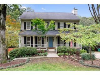 928 Arlington Dr, Tucker, GA 30084-1504