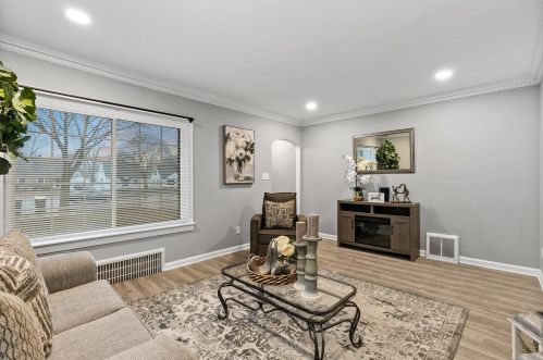 2812 84th St, Milwaukee WI  53222-4704 exterior